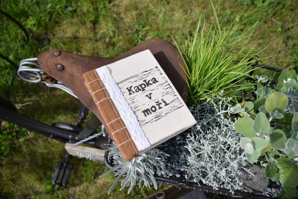 Kapka v moři - autorská publikace